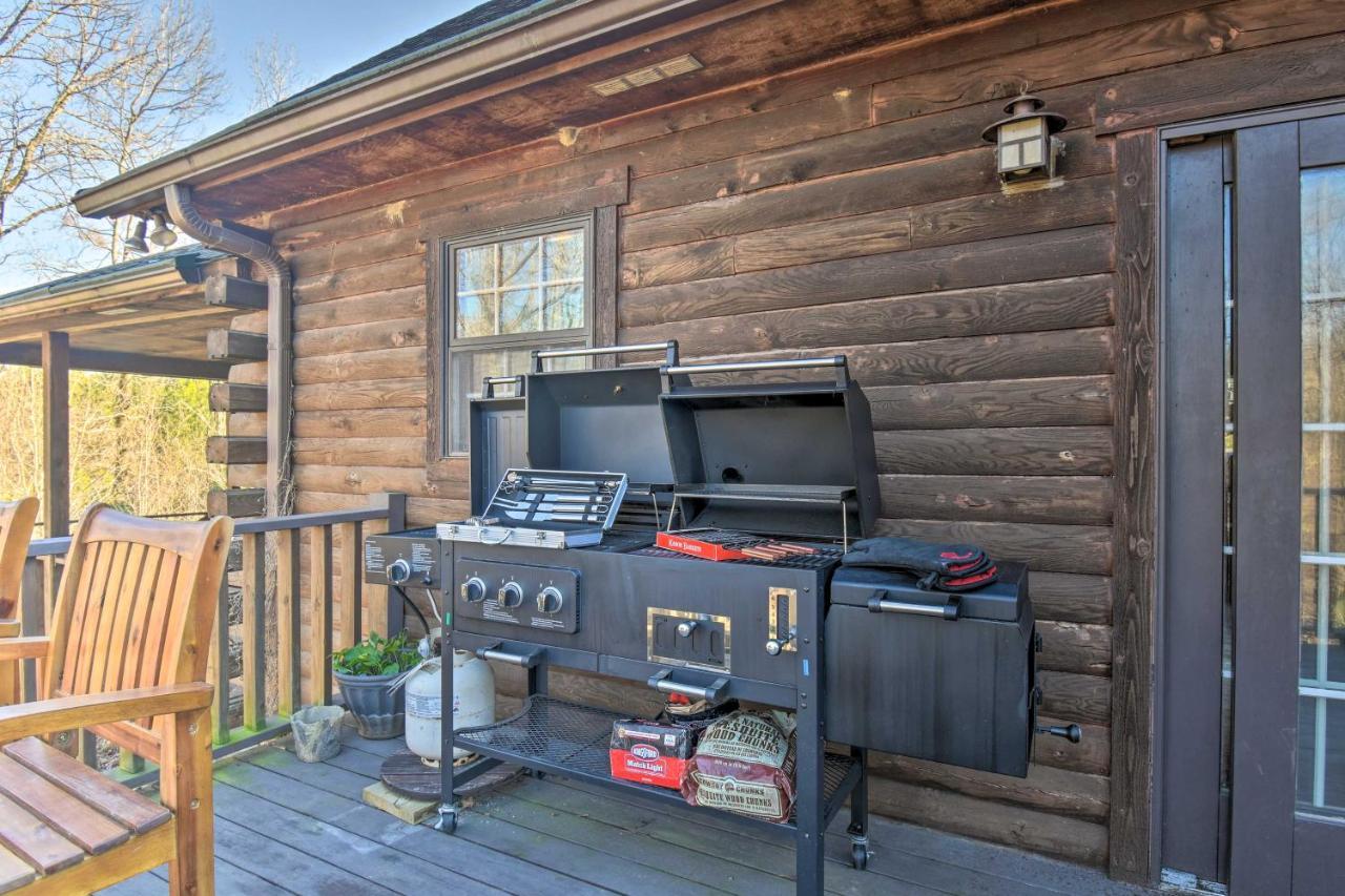 Luxury Pearcy Cabin With 5 Private Acres And Hot Tub! Exterior photo
