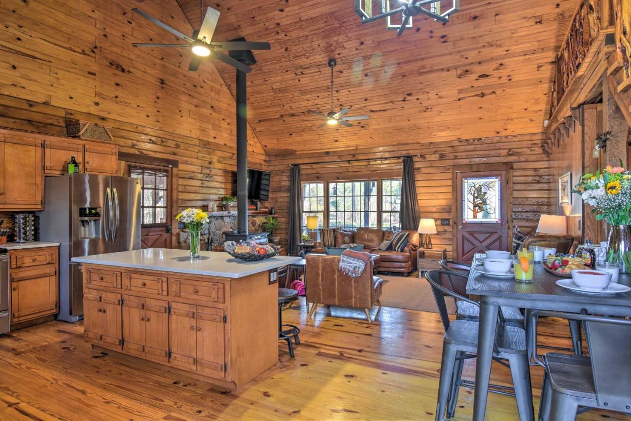 Luxury Pearcy Cabin With 5 Private Acres And Hot Tub! Exterior photo