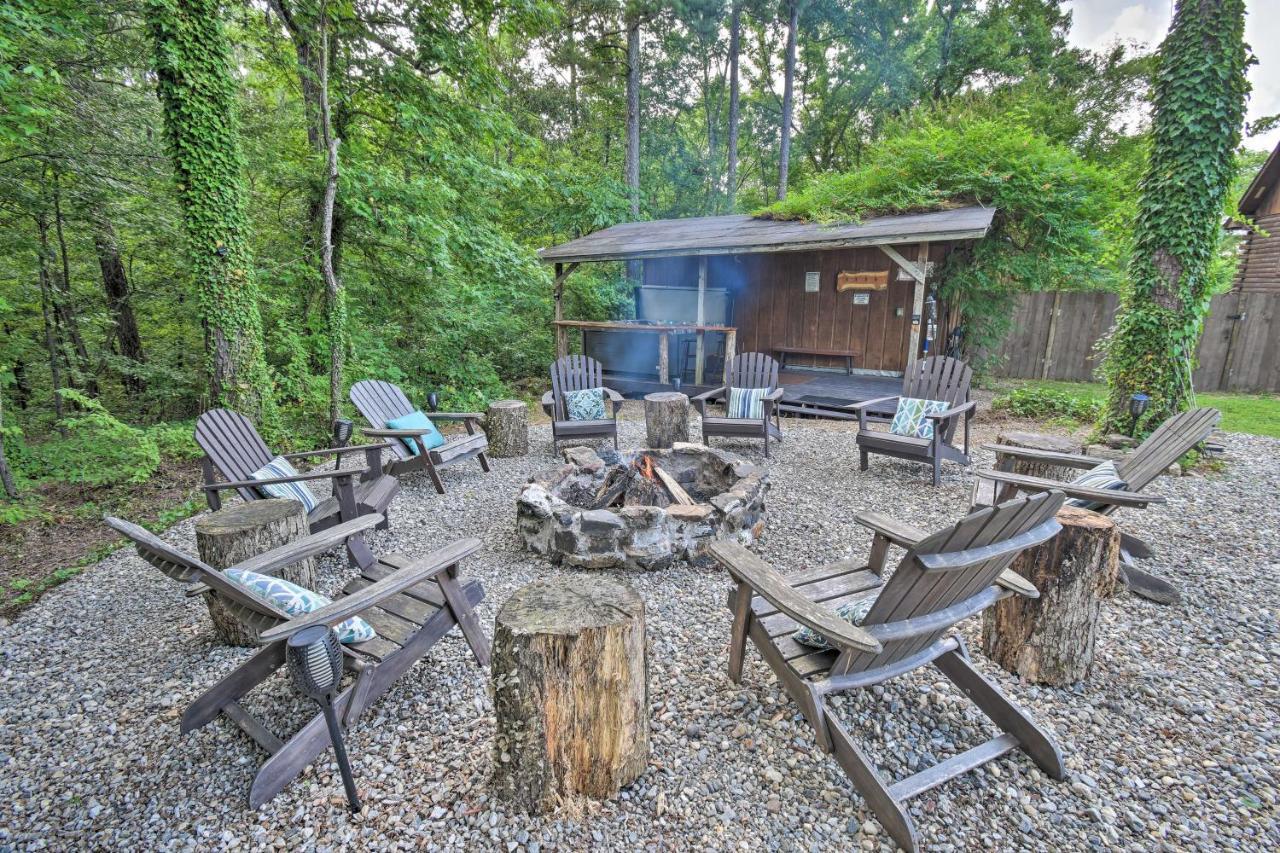 Luxury Pearcy Cabin With 5 Private Acres And Hot Tub! Exterior photo