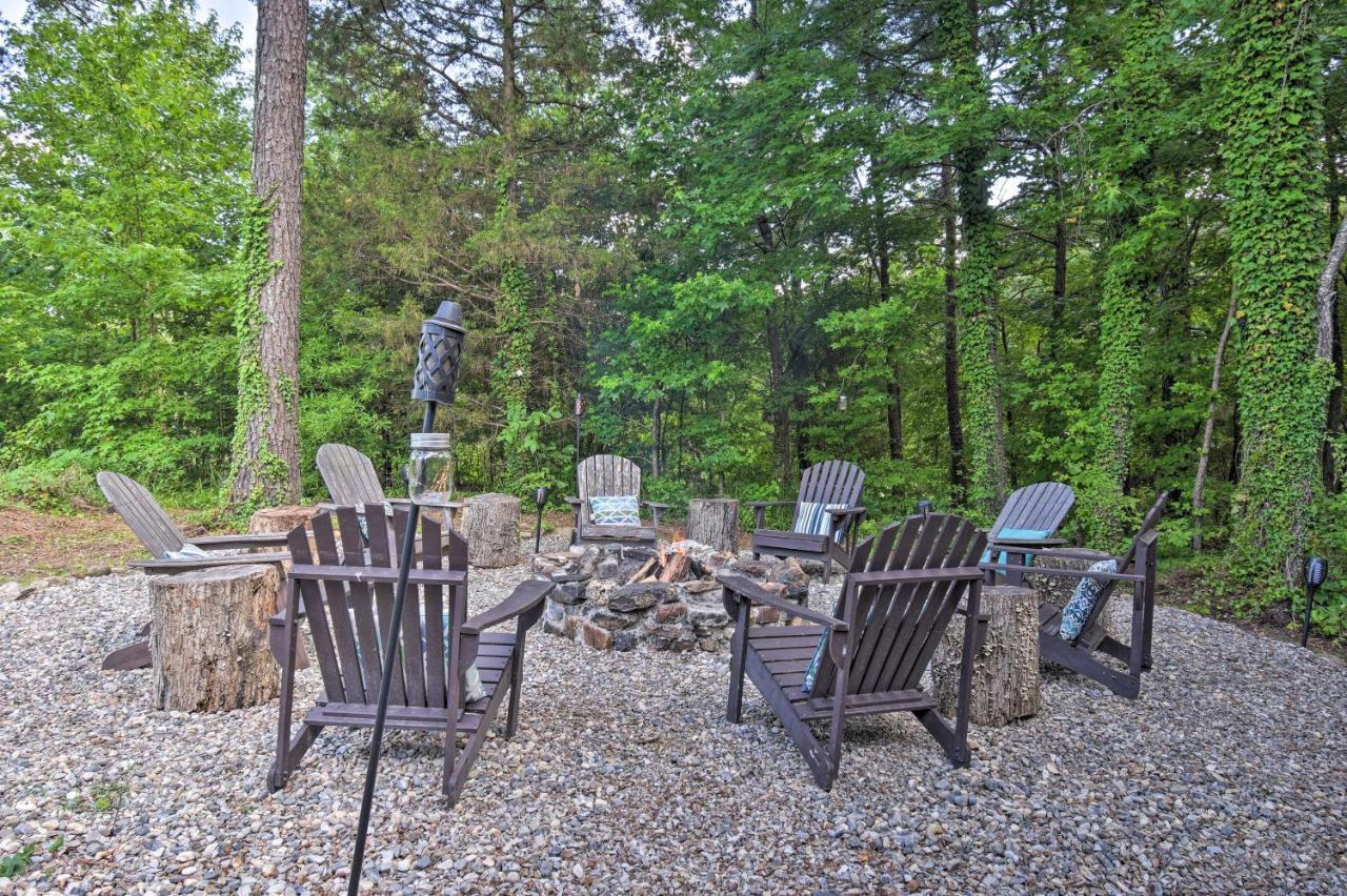 Luxury Pearcy Cabin With 5 Private Acres And Hot Tub! Exterior photo